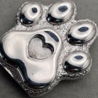 Pawprint memorial ornament with space for resin = Medium Damage