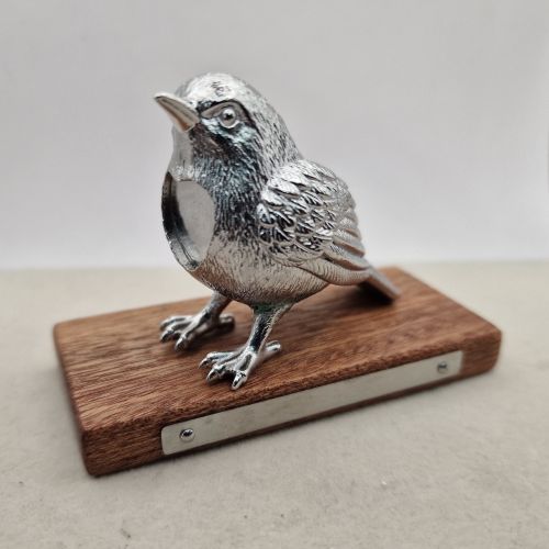 Robin memorial ornament with space for resin